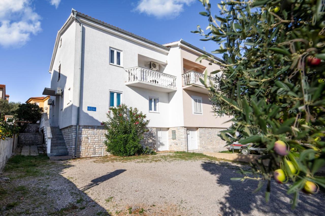 Apartments Aisa* Countryside Holiday Just 500M From The Beach! Крк Экстерьер фото